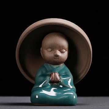 Чайна фігурка маленького ченця з чайним фільтром, зелений Чашень із фільтром у формі капелюха 0732 фото